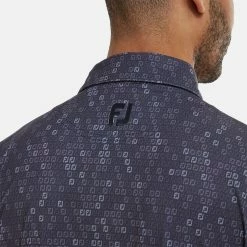FootJoy Digital Camo FJ Print Lisle Golf Polo Shirt -Putter Sales FootJoy SS22 Digital Camo FJ Print Lisle Golf Polo Shirt Navy 88436 model 2