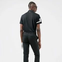 Jlindeberg J.Lindeberg Heath Golf Polo Shirt -Putter Sales J.Lindeberg SS22 Heath Regular Fit Polo GMJT06335 9999 Code SHLIN060 M Black Model 3