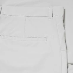 Jlindeberg J.Lindeberg Kim Golf Shorts -Putter Sales J.Lindeberg SS22 Kim Golf Shorts GMPA06305 U019 Code TSLIN019 34 W Micro Chip Detail