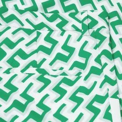 Jlindeberg J.Lindeberg Kim Print Golf Shorts -Putter Sales J.Lindeberg SS22 Kim Print Golf Shorts GMPA06306 M473 Code TSLIN021 34 W Parakeet 3D Bridge Monogram Detail