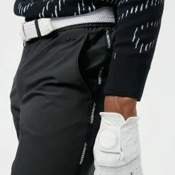 Jlindeberg J.Lindeberg Stuart Stripe Golf Trouser -Putter Sales J.Lindeberg SS22 Stuart Stripe Golf Trouser Black GMPA05716 9999 Code TRLIN022 34 W 32 Leg Model 3