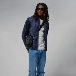 Jlindeberg J.Lindeberg Quilt Hybrid Thermal Golf Wind Jacket 9 Jlindeberg J.Lindeberg Quilt Hybrid Thermal Golf Wind Jacket -Putter Sales J.Lindenberg Quilt Hybrid Jacket AMOW07063 6855 WTLIN045 JL Navy Model 1