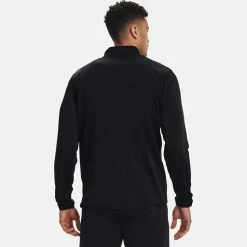 Underarmour Under Armour Fleece 1/2 Zip Golf Sweater -Putter Sales Under Armour AW20 Fleece 1 2 Zip Sweater 1357145 001 Code SWUND125 Black Model 3