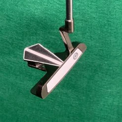 Odyssey White Ice DART Blade 35" L-Neck Putter Golf Club -Putter Sales img 4611 afc0a35b 7087 49d8 87d9 3d146f5cd7e0 scaled