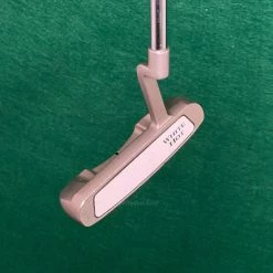 Odyssey White Hot #4 34" Putter Golf Club -Putter Sales img 4669 c1e53f7a 0f0b 45b1 893e 7ab5be30d100 scaled