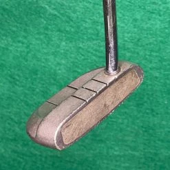Odyssey Dual Force Rossie II 35" Mid-Mallet Putter Golf Club -Putter Sales img 7417 e57c5263 ec0a 4ec8 8db5 52ae618b0a47